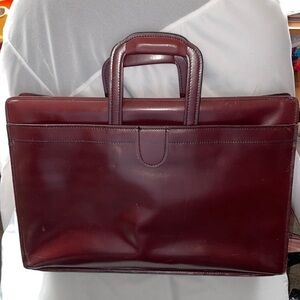 Hartmann Leather Red Brown Briefcase Zipper Closure